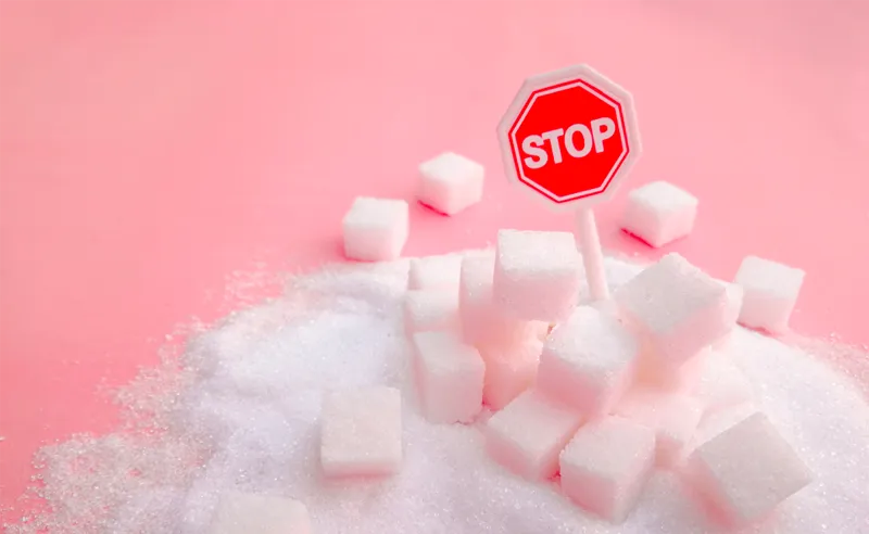 علاقة السكر بالاتهابات المزمنة وتأثيرها على جسم الأنسان