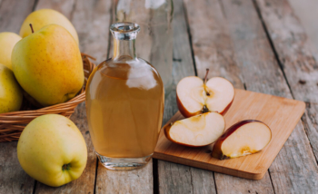 يساعد تناول ملعقة من خل التفاح قبل الطعام على تقليل نسبة السكر في الدم